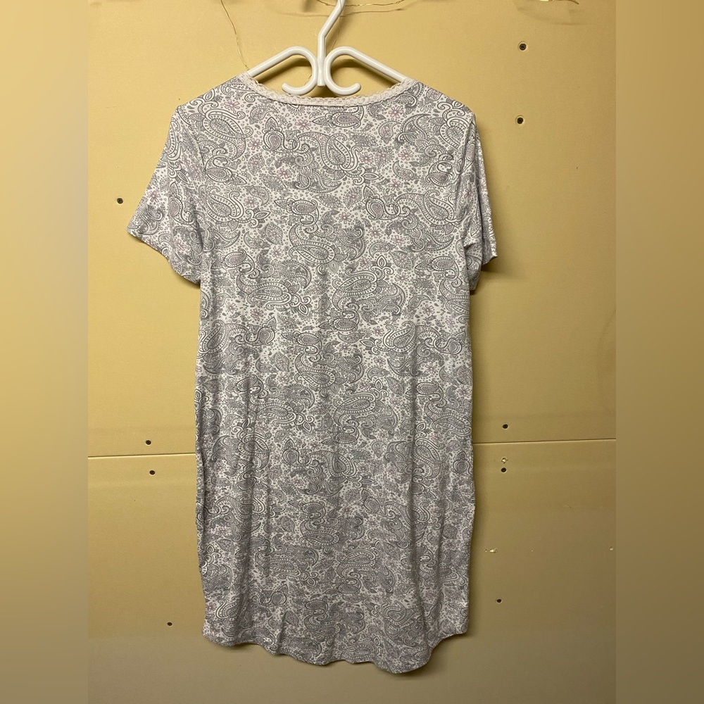 2/$20❤️- PJs | Women’s PJ dress size small - Picture 3 of 4